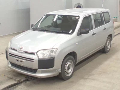 Toyota PROBOX  с аукциона в Японии