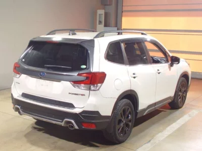 Subaru FORESTER  с аукциона в Японии