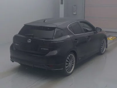 Lexus CT  с аукциона в Японии