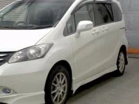 Honda FREED лот № 2101 оценка 3.5  с аукциона в Японии 3