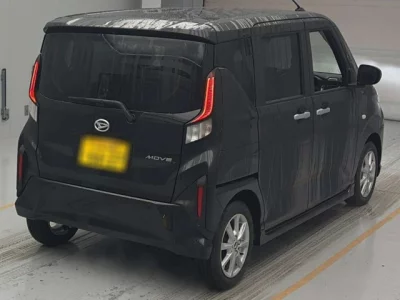 Daihatsu MOVE  с аукциона в Японии