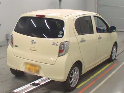 Daihatsu MIRA E S