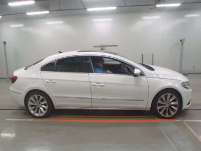 Volkswagen CC  с аукциона в Японии