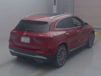 Mercedes-Benz GLA CLASS