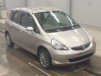 Honda FIT лот № 3232 оценка 3.5  с аукциона в Японии 4