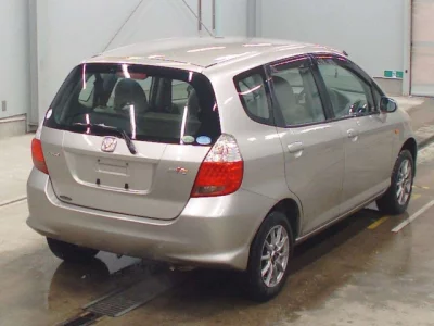 Honda FIT  с аукциона в Японии