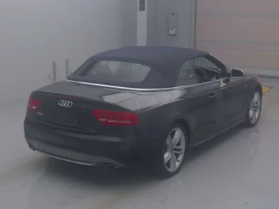 Audi S5  с аукциона в Японии