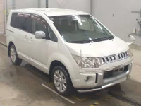 Mitsubishi DELICA D5 лот № 3236 оценка 3.5  с аукциона в Японии 4