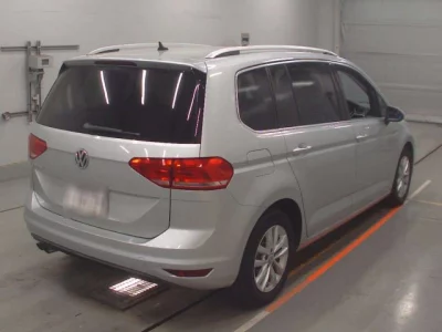 Volkswagen GOLF TOURAN