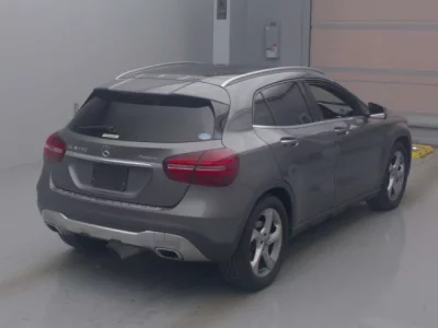 Mercedes-Benz GLA CLASS