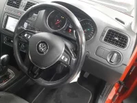 Volkswagen POLO лот № 38205 оценка 4.5  с аукциона в Японии 1