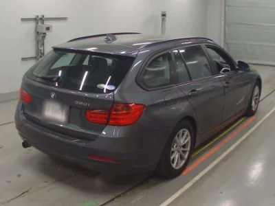 BMW 3-Series  с аукциона в Японии