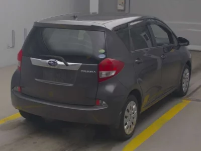 Subaru TREZIA