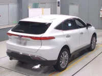 Toyota HARRIER лот № 4079 оценка 4.5  с аукциона в Японии 1