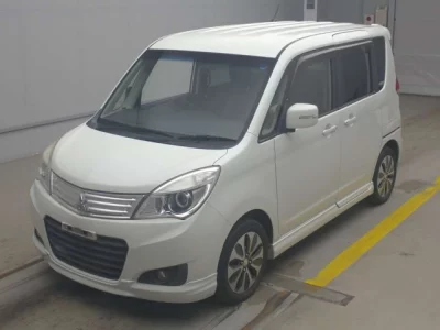 Mitsubishi DELICA D2