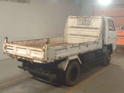 Isuzu ELF  с аукциона в Японии