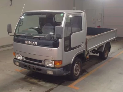 Nissan ATLAS  с аукциона в Японии