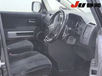 Mitsubishi DELICA D5  с аукциона в Японии