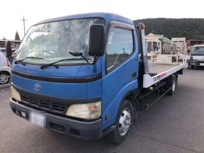 Toyota DYNA  с аукциона в Японии