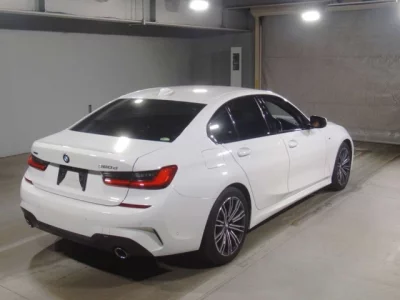 BMW 3-Series  с аукциона в Японии