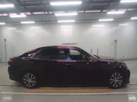 Toyota CROWN лот № 30437 оценка 4  с аукциона в Японии 2