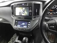 Toyota CROWN лот № 30437 оценка 4  с аукциона в Японии 8