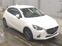 Mazda DEMIO лот № 3294 оценка 3.5  с аукциона в Японии 4