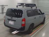 Toyota PROBOX лот № 30441 оценка 4  с аукциона в Японии 1