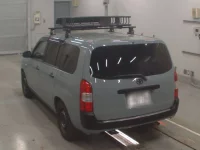 Toyota PROBOX лот № 30441 оценка 4  с аукциона в Японии 5