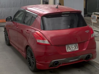 Suzuki SWIFT  с аукциона в Японии