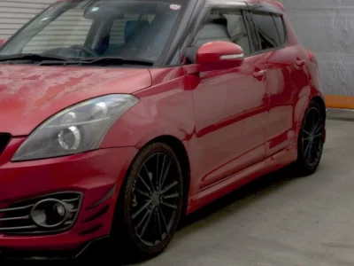 Suzuki SWIFT  с аукциона в Японии