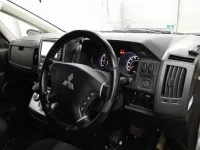 Mitsubishi DELICA D5 лот № 3303 оценка 3.5  с аукциона в Японии 6