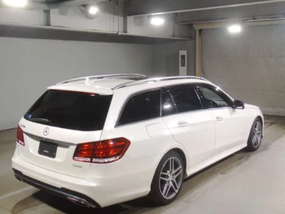 Mercedes-Benz E CLASS WAGON