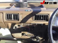 Honda ACTY TRUCK лот № 8013 оценка 3  с аукциона в Японии 10