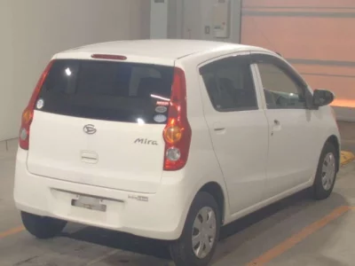 Daihatsu MIRA  с аукциона в Японии
