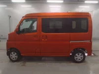 Toyota PIXIS VAN лот № 478 оценка 6  с аукциона в Японии 3