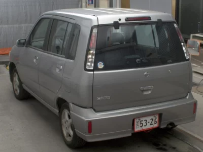 Nissan CUBE  с аукциона в Японии