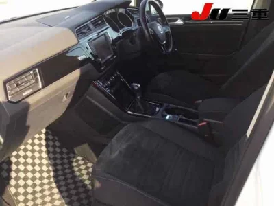 Volkswagen GOLF TOURAN