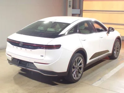 Toyota CROWN CROSSOVER