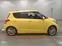 Suzuki SWIFT лот № 30471 оценка 4  с аукциона в Японии 2