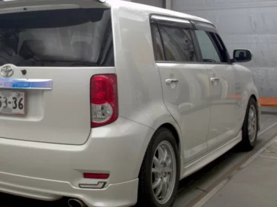 Toyota COROLLA RUMION