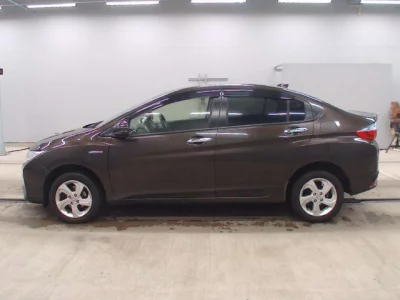 Honda GRACE  с аукциона в Японии