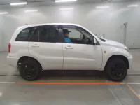 Toyota RAV4 лот № 40101 оценка 3.5  с аукциона в Японии 2