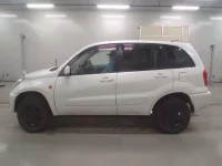Toyota RAV4 лот № 40101 оценка 3.5  с аукциона в Японии 3