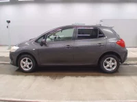 Toyota AURIS лот № 2020 оценка 4  с аукциона в Японии 3