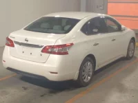 Nissan SYLPHY лот № 4052 оценка 3.5  с аукциона в Японии 1