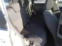 Toyota ROOMY лот № 2023 оценка 4  с аукциона в Японии 9