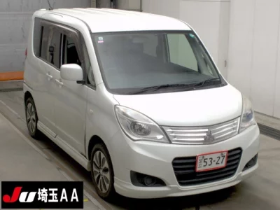 Mitsubishi DELICA D2