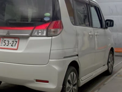 Mitsubishi DELICA D2