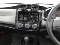 Toyota COROLLA AXIO лот № 2026 оценка 3.5  с аукциона в Японии 8